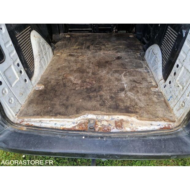 2016 Peugeot PARTNER-46749273