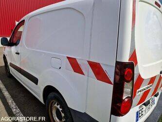 2016-peugeot-partner-1445028-46749278