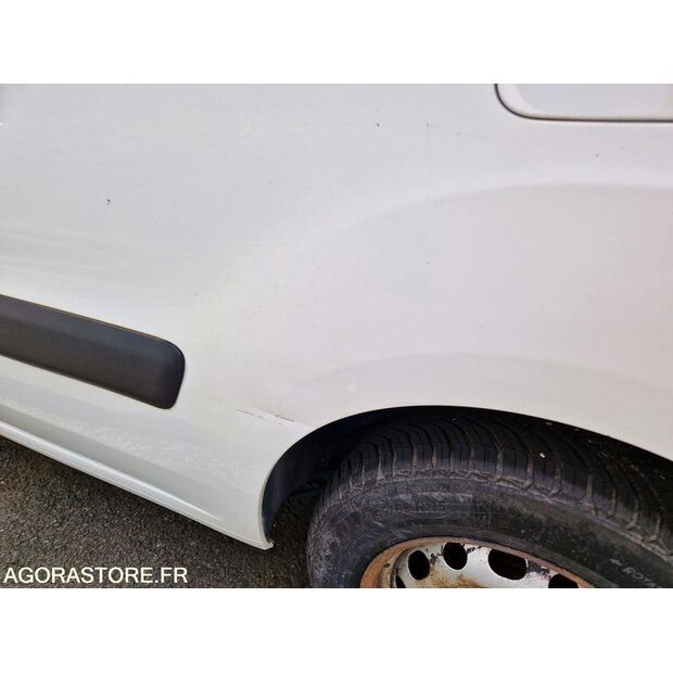 2016 Peugeot PARTNER-46749279