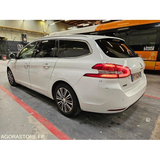 2020 بيجو 308-46749296