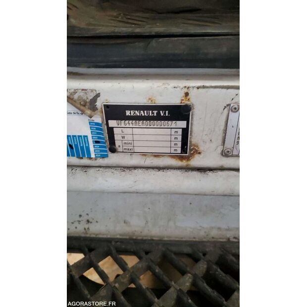 2002 Renault Midlum-46749319