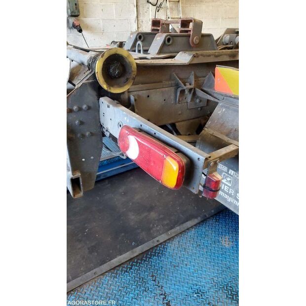 2002 Renault Midlum-46749323