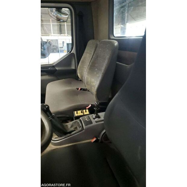 2002 Renault Midlum-46749328