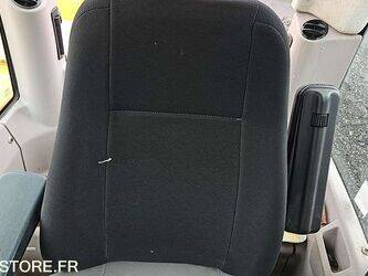 2010-case-wx125-46749349