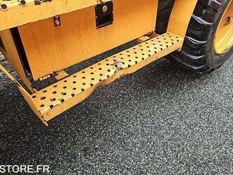 2010-case-wx125-46749355