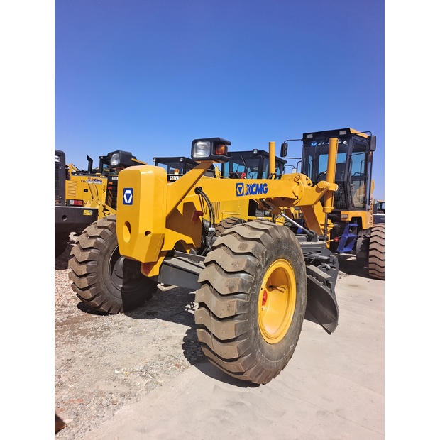 2024 اكس سي ام جي GR1803-46749459