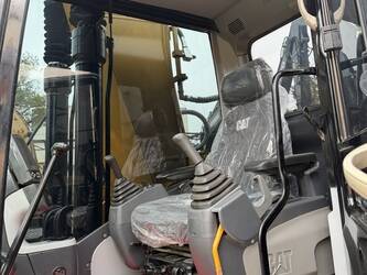 2024-caterpillar-323dl-1445041-46749477