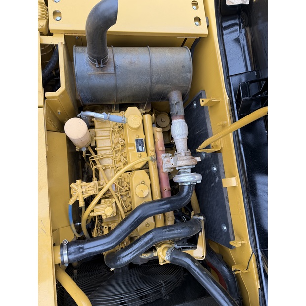 2024 Caterpillar 323DL-46749481