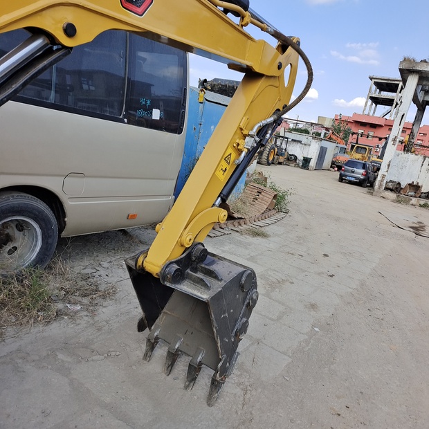 2024 كاتربيلر 303.5E2-46749514