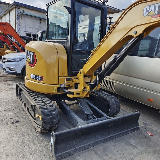 2024 كاتربيلر 303.5E2-46749515