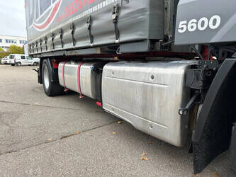 2015-daf-xf-106-440-1395922-46749533