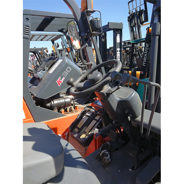 2023 هيلي FD30-46749982