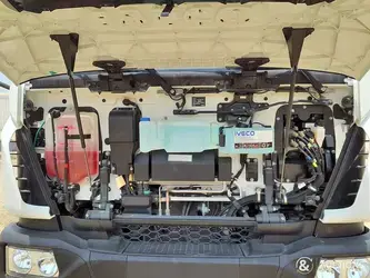 2025-iveco-eurocargo-ml180-46750180