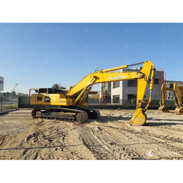 2017 كوماتسو PC400LC-8R-46750569