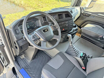 2025-man-tgs-33-480-1445070-46751220