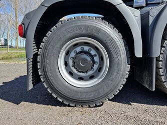 2025-man-tgs-33-480-1445070-46751233