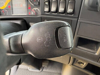 2015-scania-r450-1445079-46751450