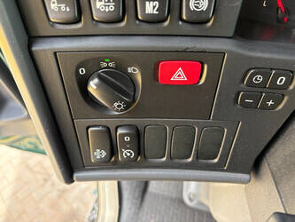 2015-scania-r450-1445079-46751458