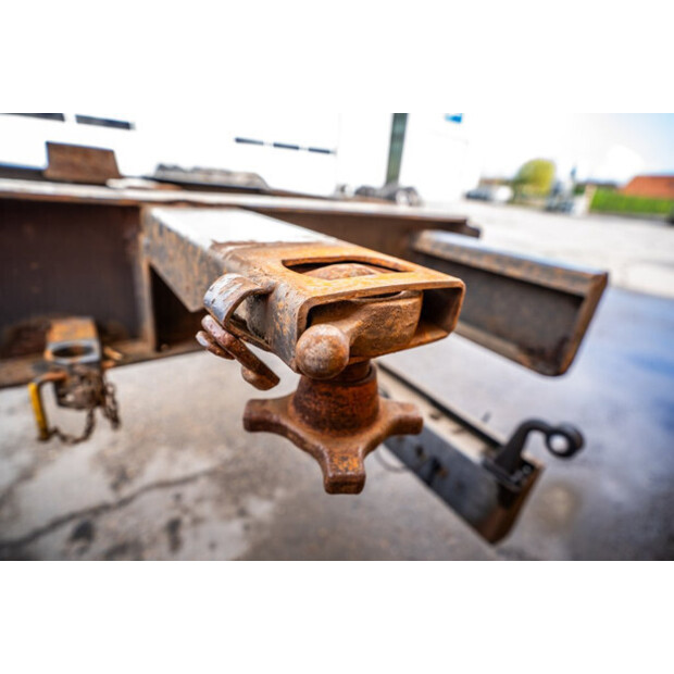 2008 Samro CD 18-46751511