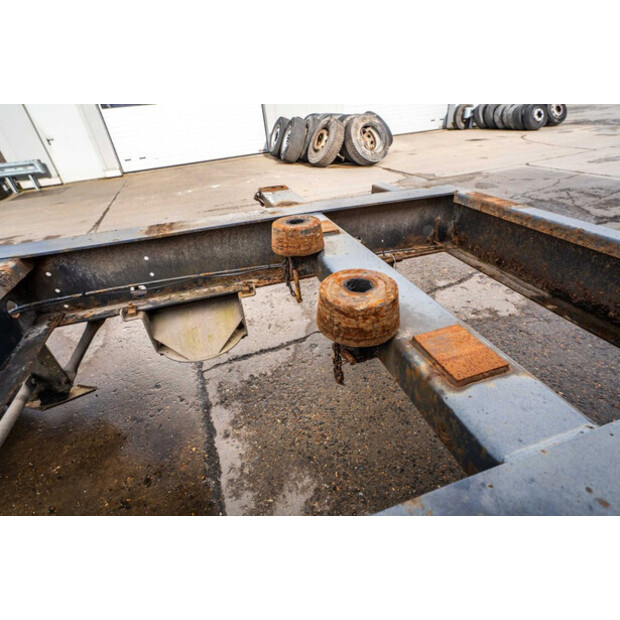 2008 Samro CD 18-46751512