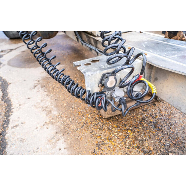 2008 Samro CD 18-46751513