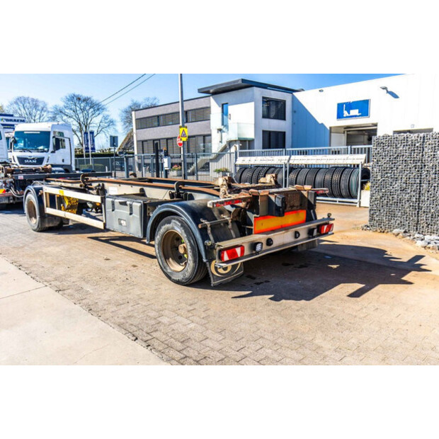 2011 AJK OTHERS-46751542