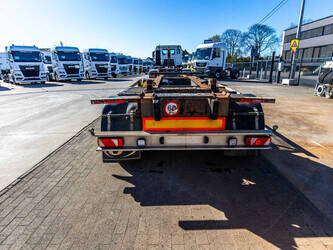 2011-ajk-others-1445086-46751543