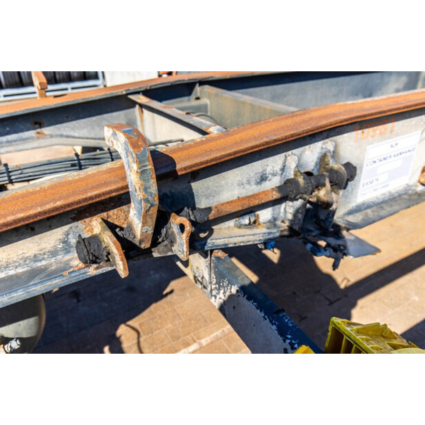 2011 AJK OTHERS-46751549