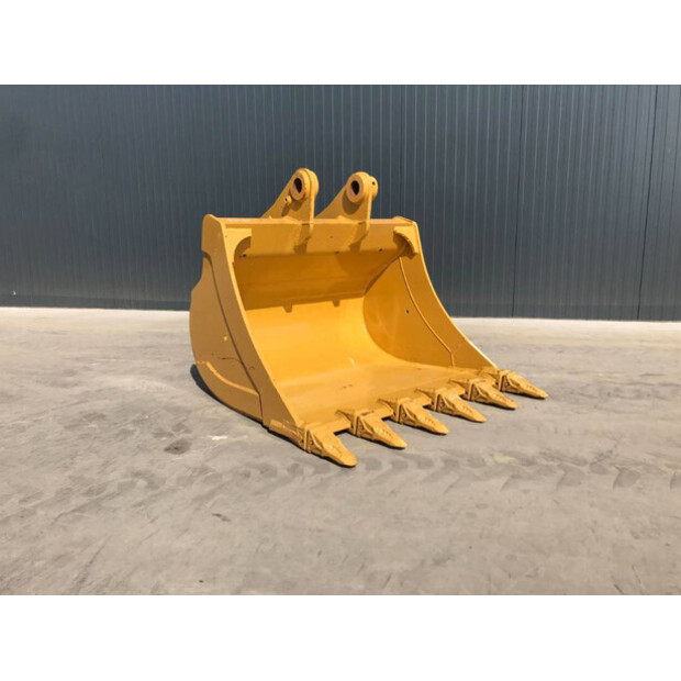 2026 Caterpillar 323GC-46751956