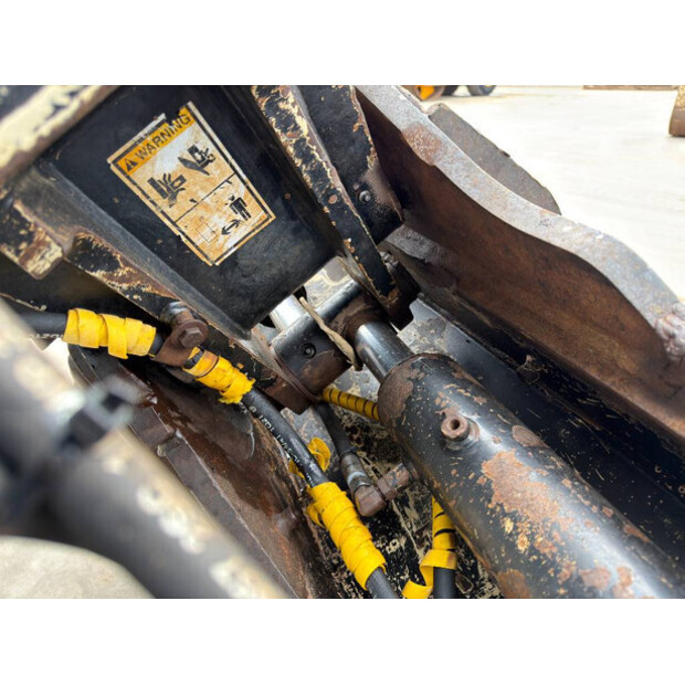 2019 كاتربيلر CW40-46752665