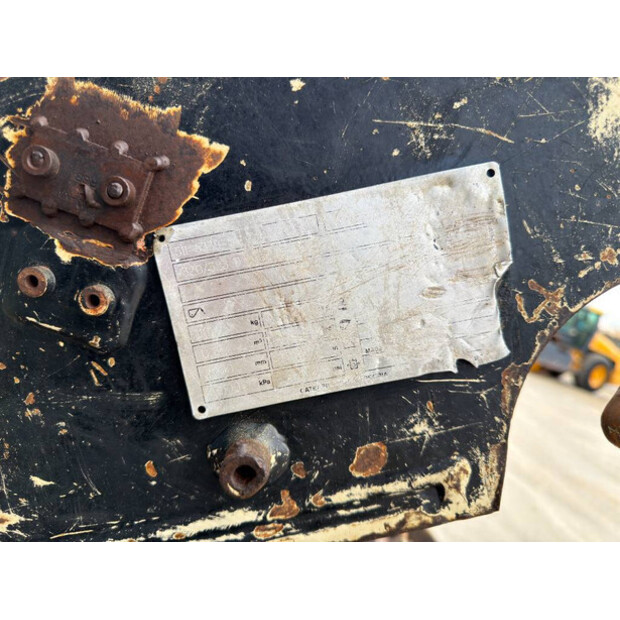 2019 كاتربيلر CW40-46752666