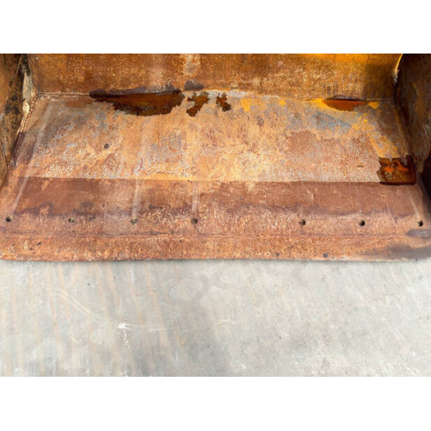 2019 كاتربيلر CW40-46752667