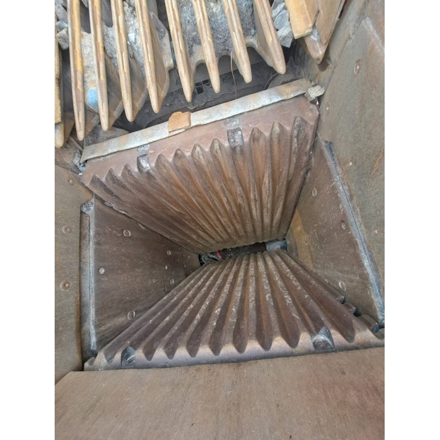 2020 Terex J1175-46757690