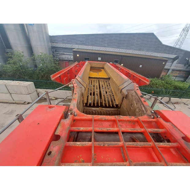 2020 Terex J1175-46757701