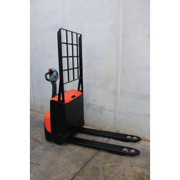 2017 BT LWE 160-46761446