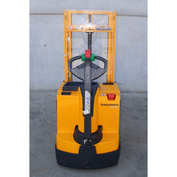 2014 جنجهينريتش EJD 220 256 ZT-46761499