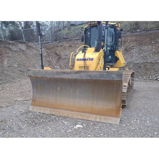 2023 Komatsu D61PX-24E0-46761780