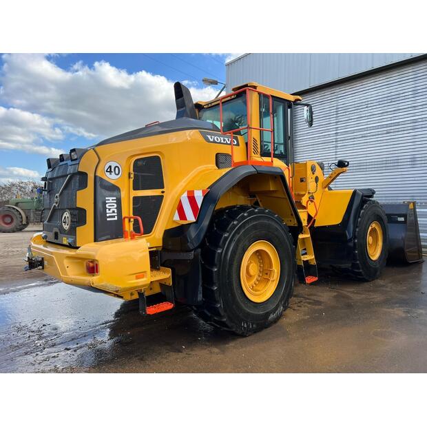 2020 فولفو L150H-46761991