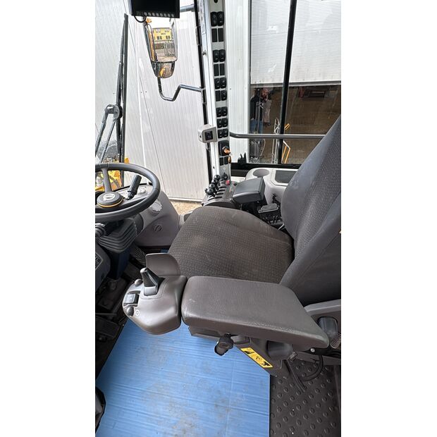 2018 فولفو L90H-46762022