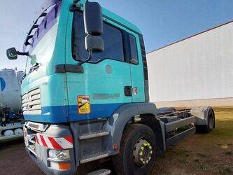 2009-man-19-324-1445400-46767875