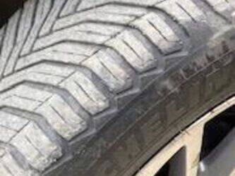 2017-volkswagen-touran-46767931