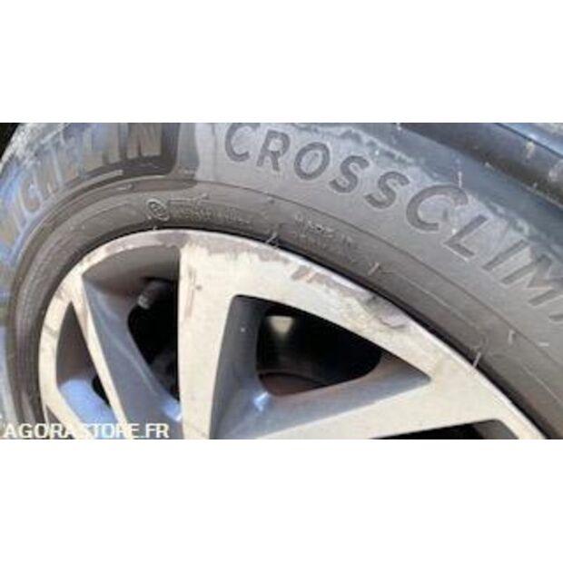 2017 Volkswagen TOURAN-46767932