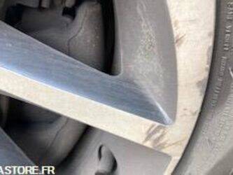 2017-volkswagen-touran-46767935