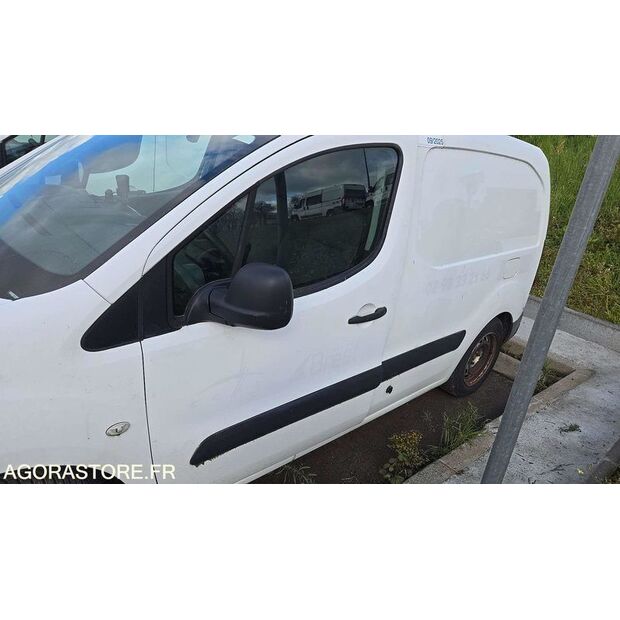 2016 Citroen BERLINGO-46767952