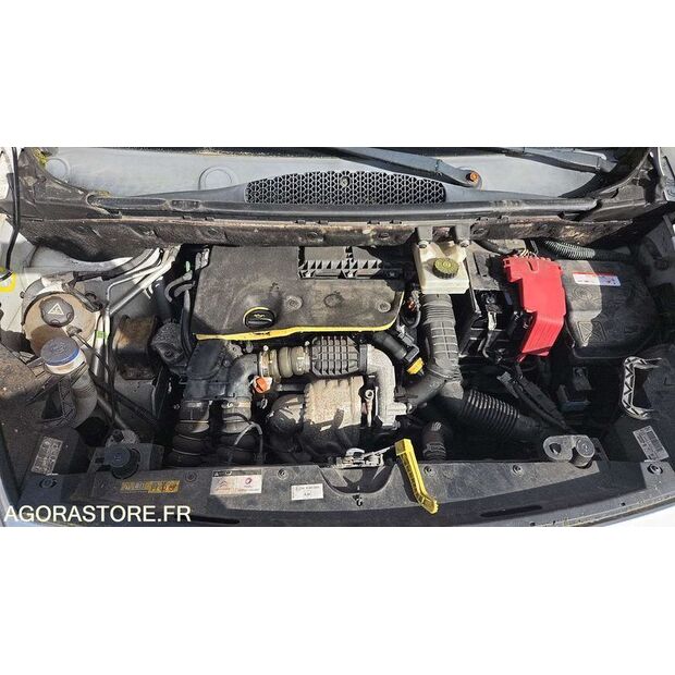 2016 Citroen BERLINGO-46768013