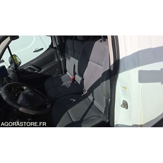 2016 Citroen BERLINGO-46768015