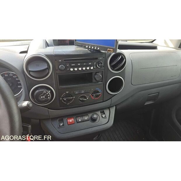 2016 Citroen BERLINGO-46768018