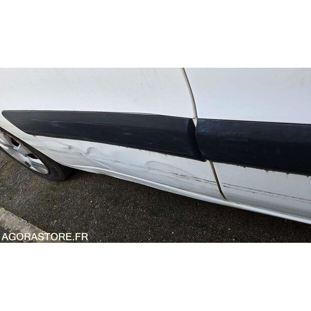 2016 Citroen BERLINGO-46768020