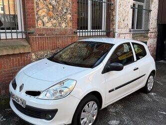 صورة ل سيارات 2011 رينو Clio