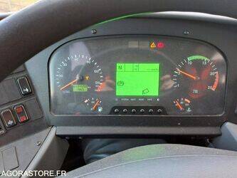 2013-mercedes-benz-tourismo-1445408-46768160